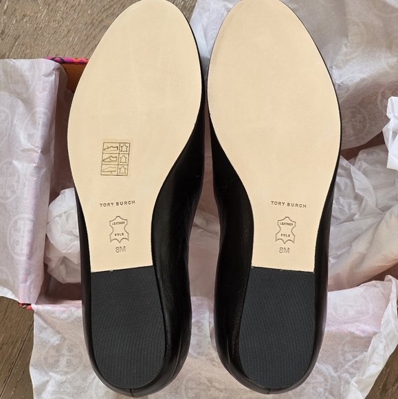 Tory Burch Eleanor Loafers - Picture 10 of 11